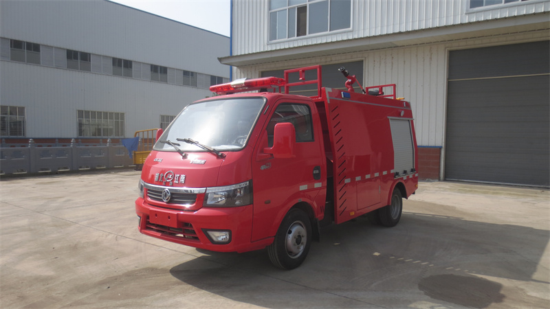 藍牌東風途逸單排水罐消防車